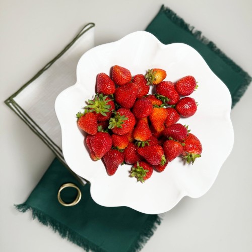 Полуниця Україна